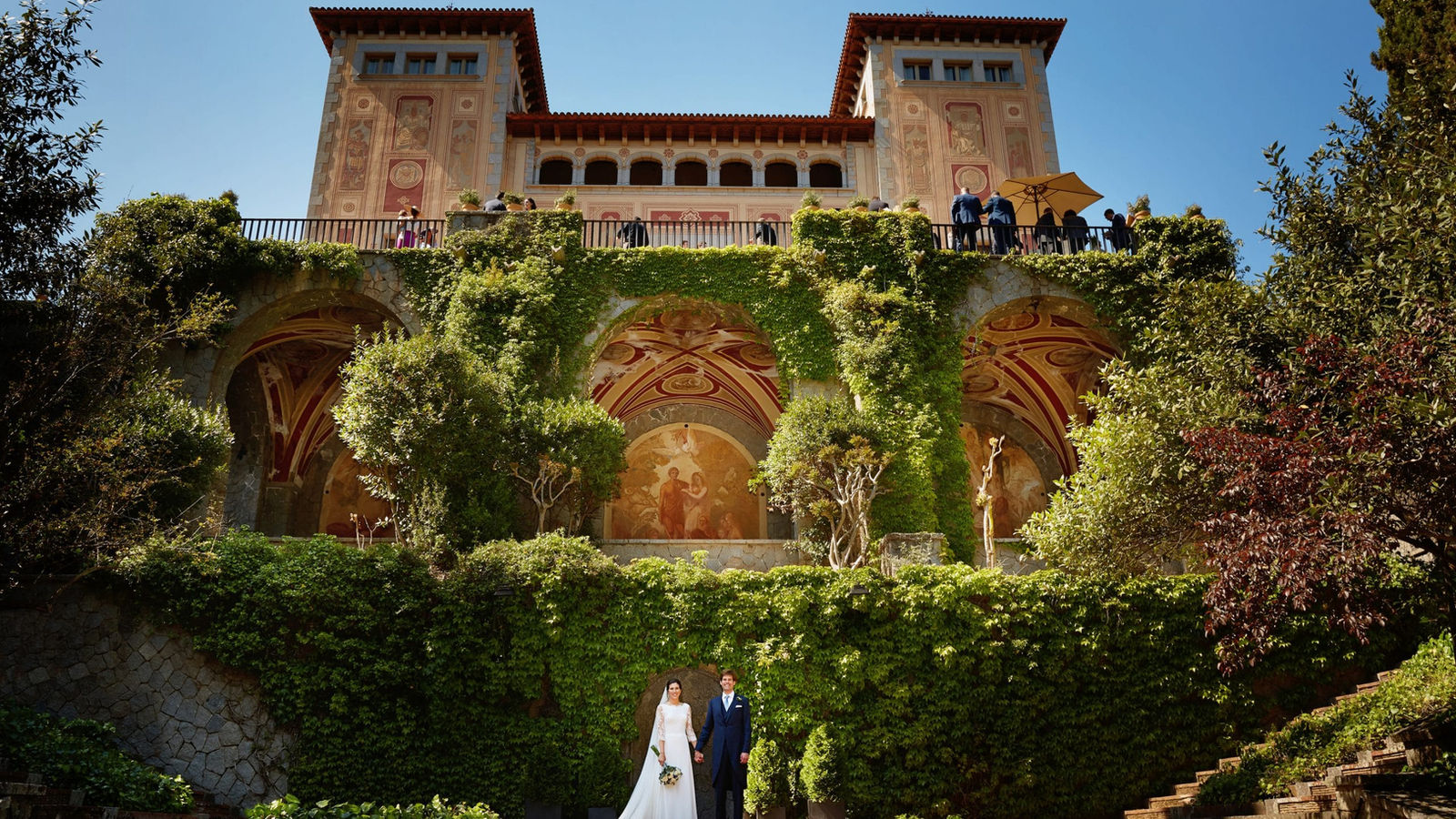 Luxury wedding planner Barcelona — Agape Weddings full service