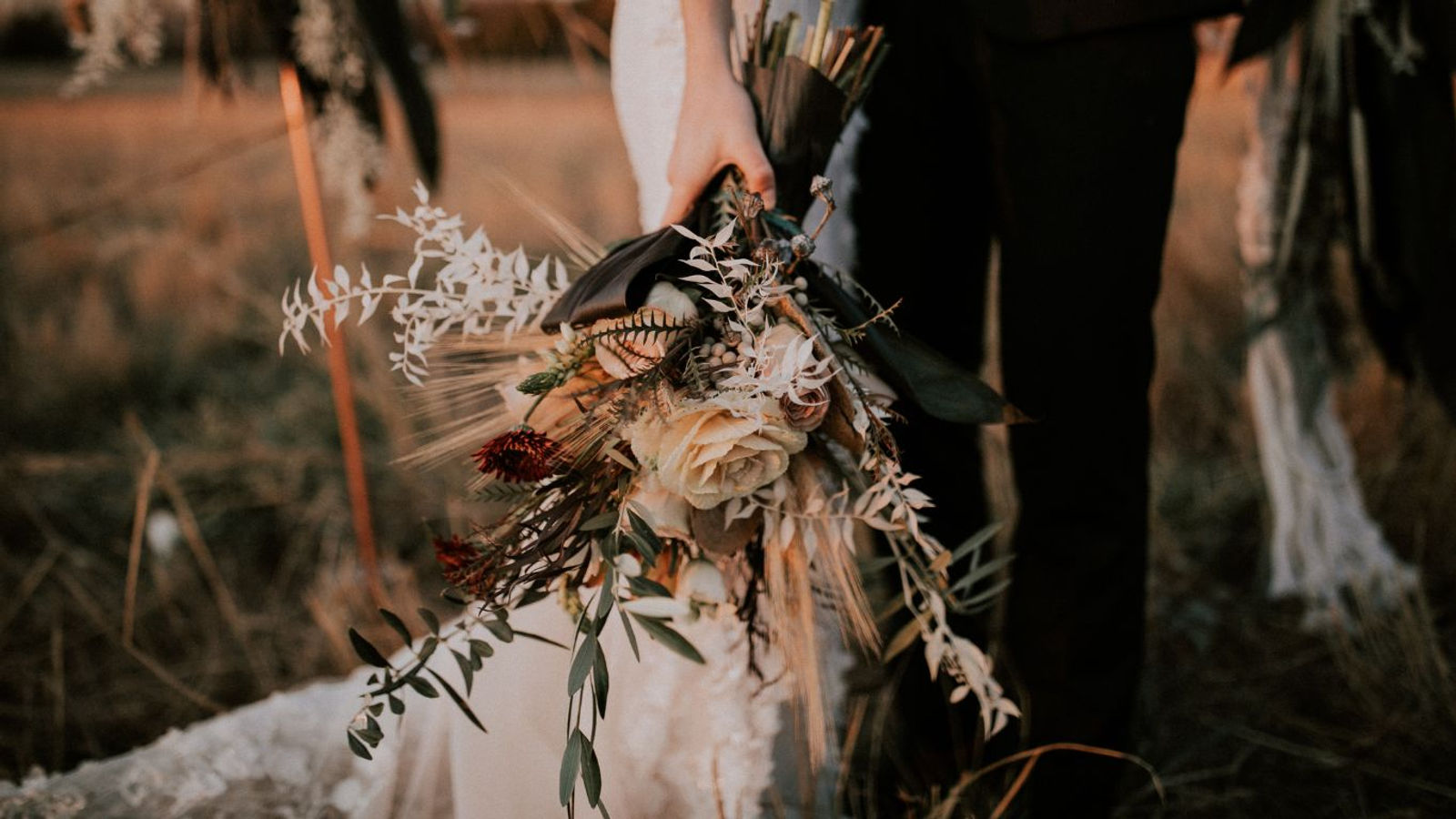 Boutique wedding studio Barcelona — Agape Weddings