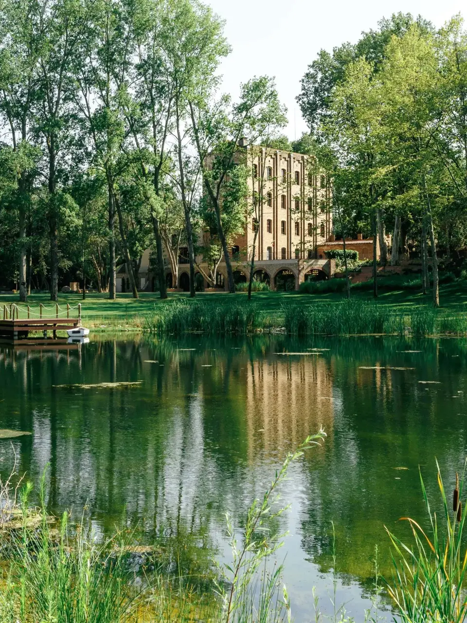 Lakeside ceremony at La Farinera — Agape Weddings