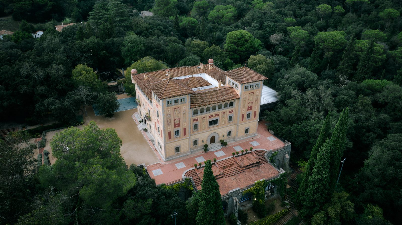 Mina & Bilal — aerial view of Bell Recó villa in the Catalan forest