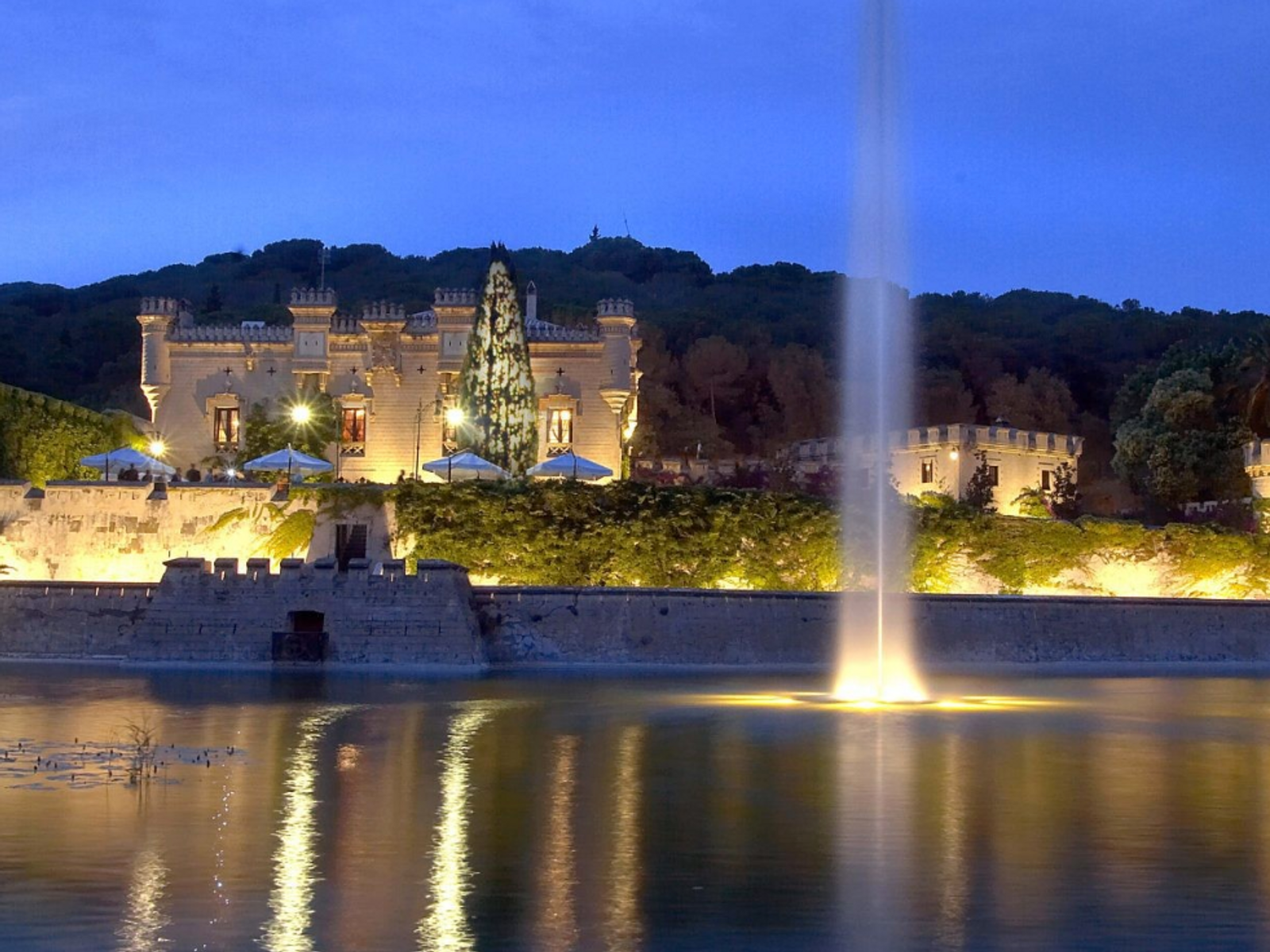 Luxurious Barcelona wedding venue with elegant ceremony setting and sophisticated décor details