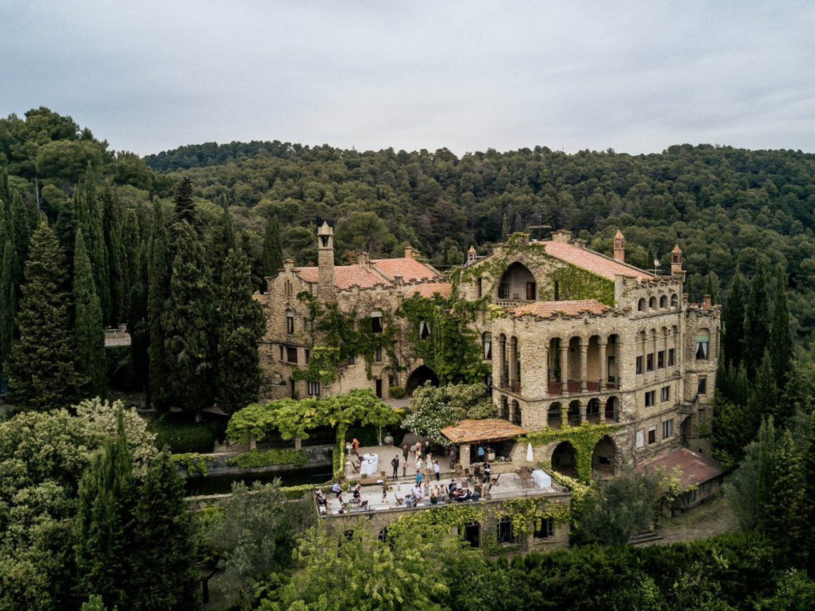 Elegant countryside wedding venue in Catalonia near Barcelona with scenic gardens