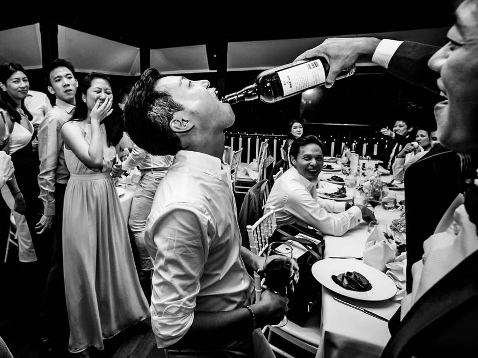 Luxury wedding photographer capturing romantic moments at elegant Barcelona ceremony