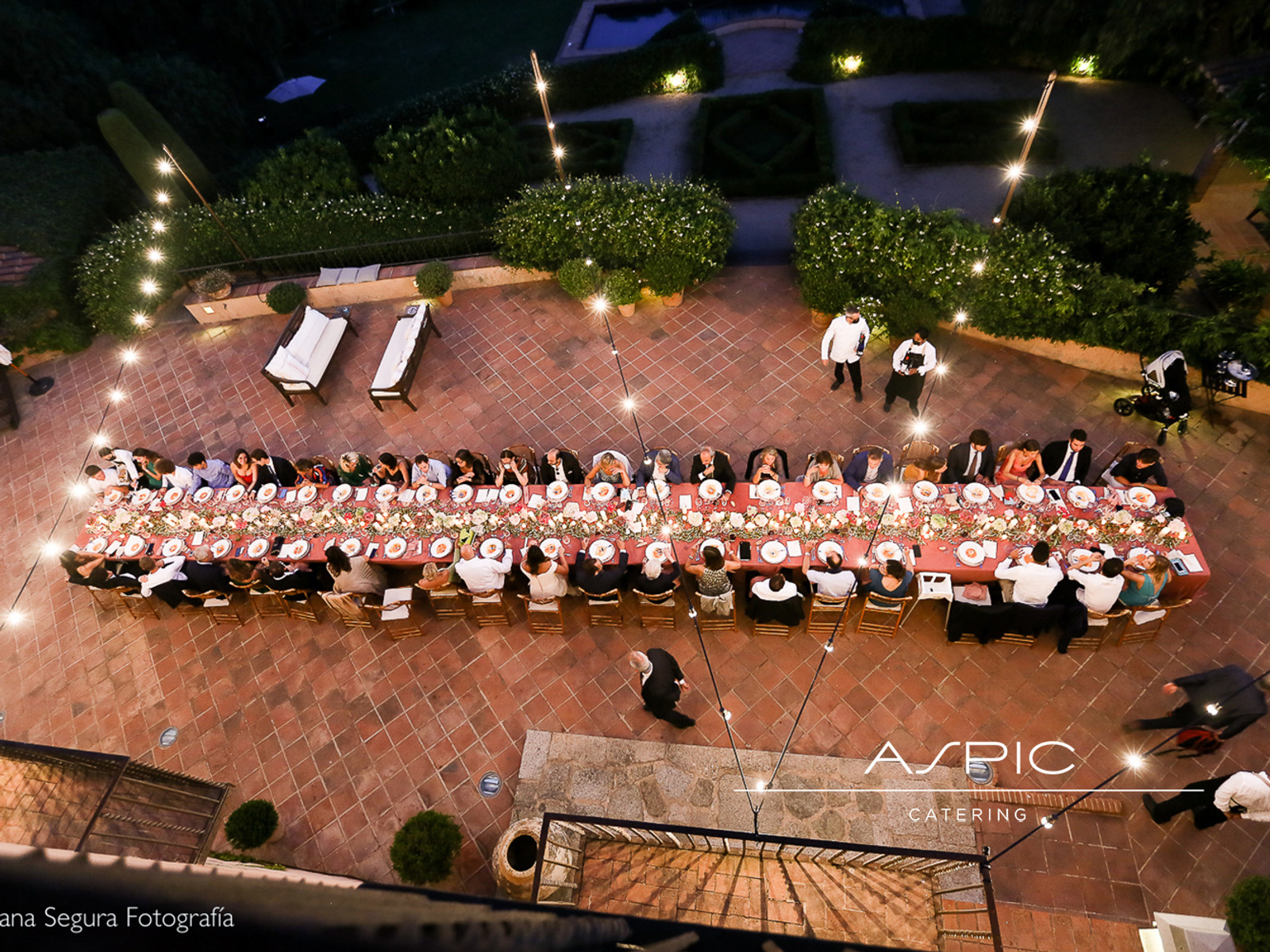 Elegant plated dish showcasing Aspic's luxury wedding catering in Barcelona