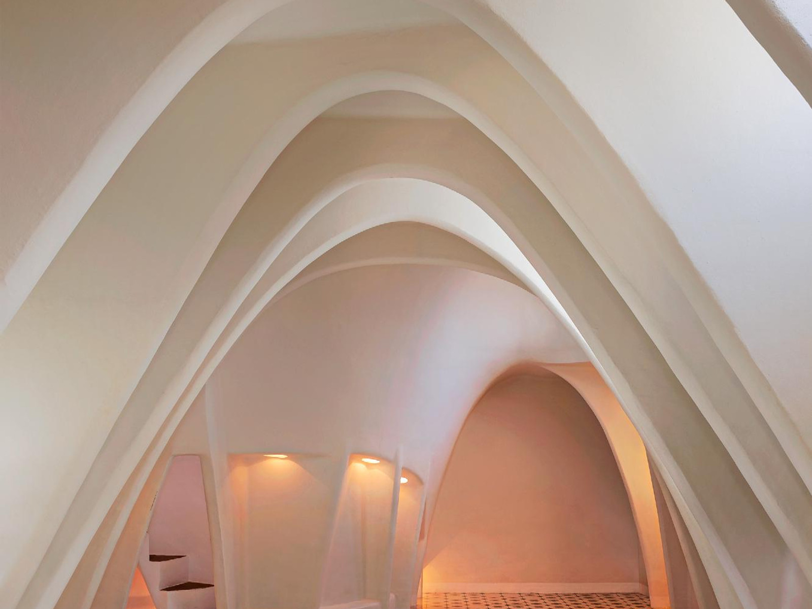 Casa Batlló Attic Wedding