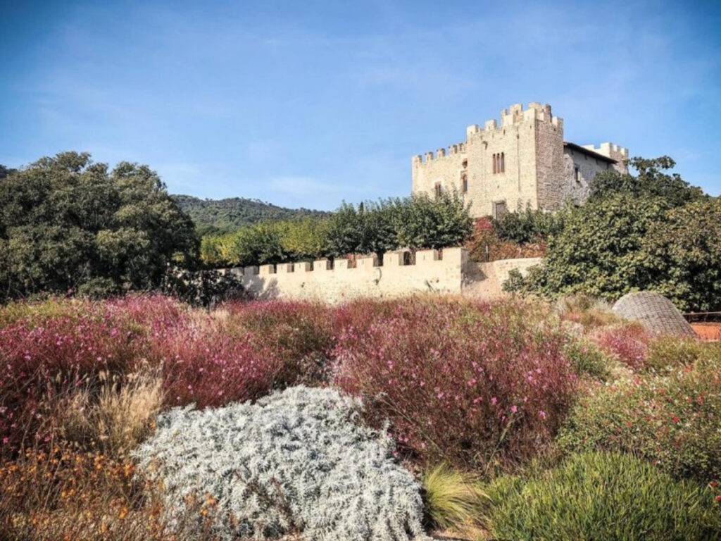 Discover the Beauty of Castillo de Vilassar: A Complete Wedding Guide and Cost Breakdown