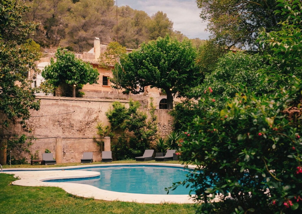 Explore the Wedding Cost at Villa Almanita