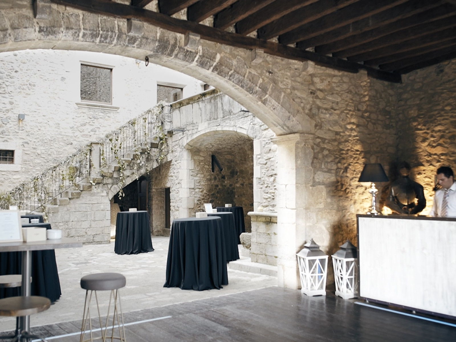 Castell de Sant Gregori Services