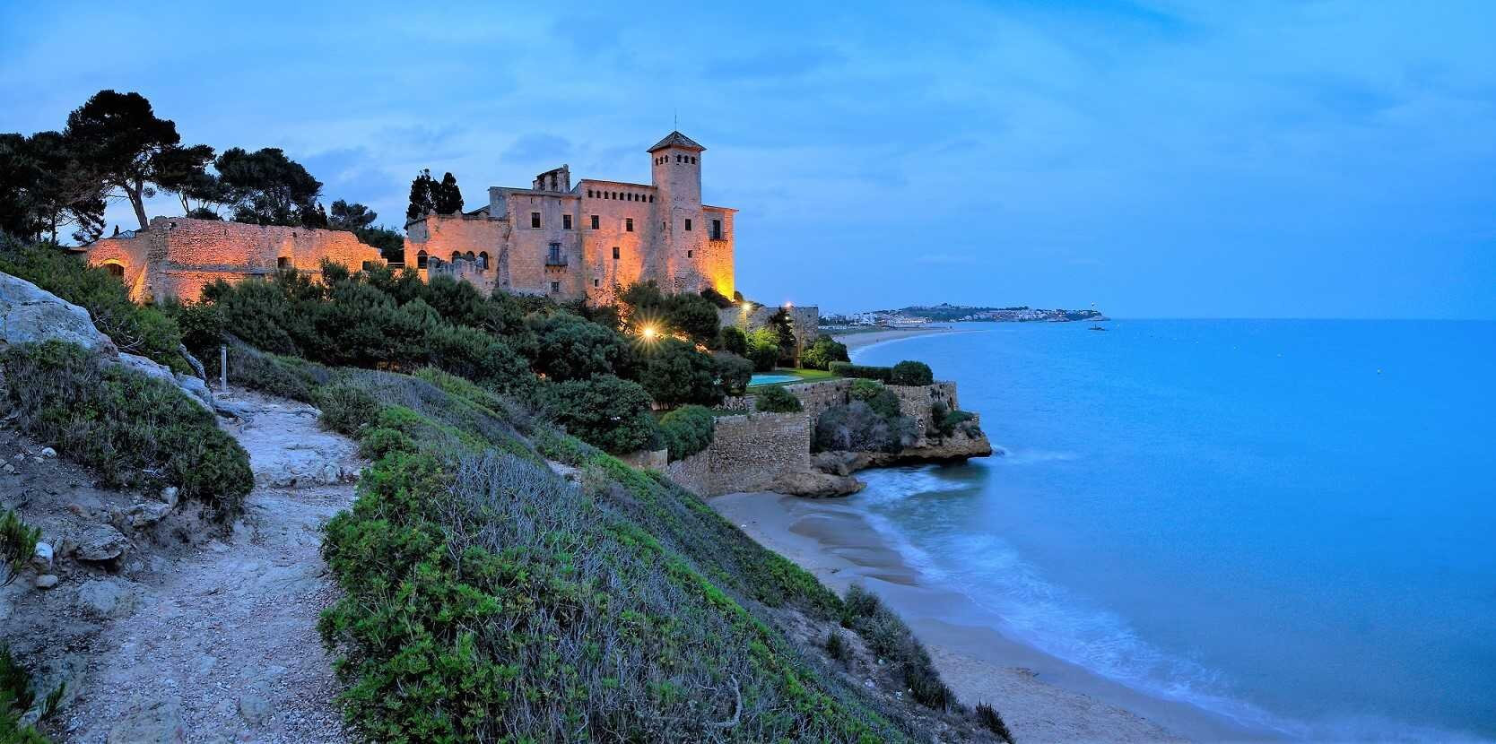 Castles for Wedding Near Barcelona : Castillo de Tamarit