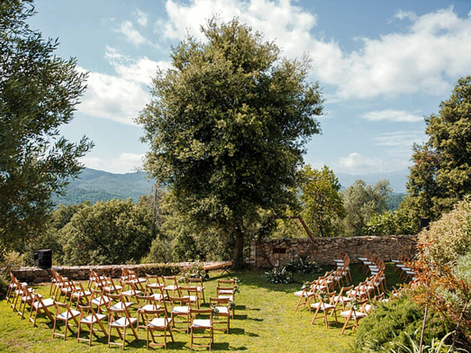 Monestir de Sant Salvi luxury wedding ceremony venue in Barcelona, Spain