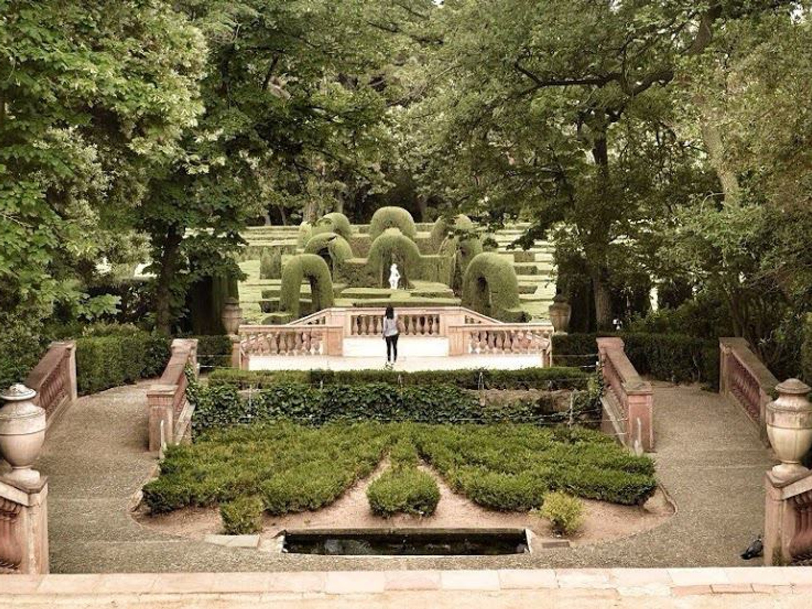 Best Places to Elope in Barcelona : Parc del Laberint d’Horta