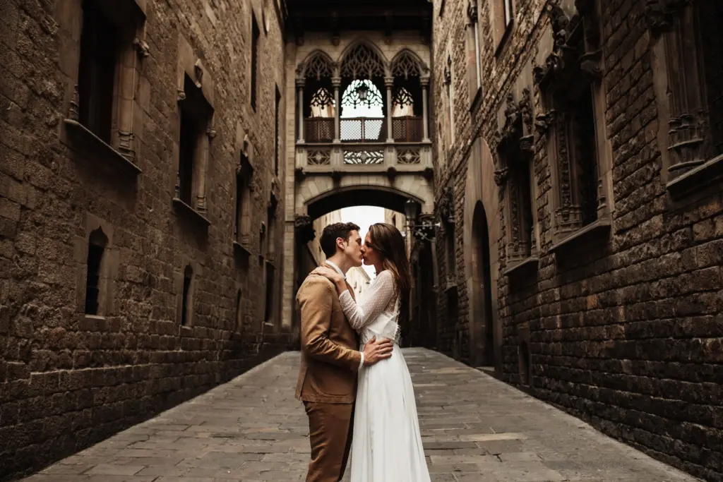 Barcelona Wedding Guide: How to Plan a Dream Destination Wedding in the Heart of Catalonia