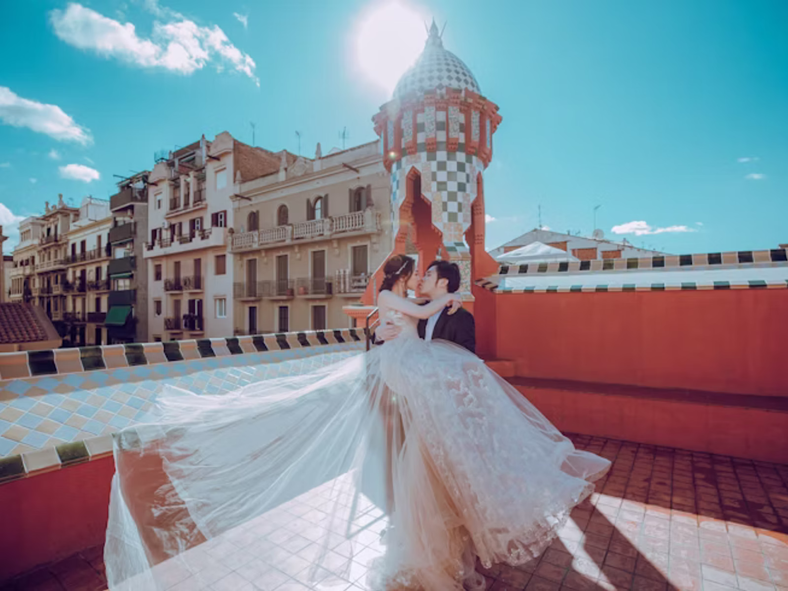 Why Choose Casa Vicens for Your Wedding?