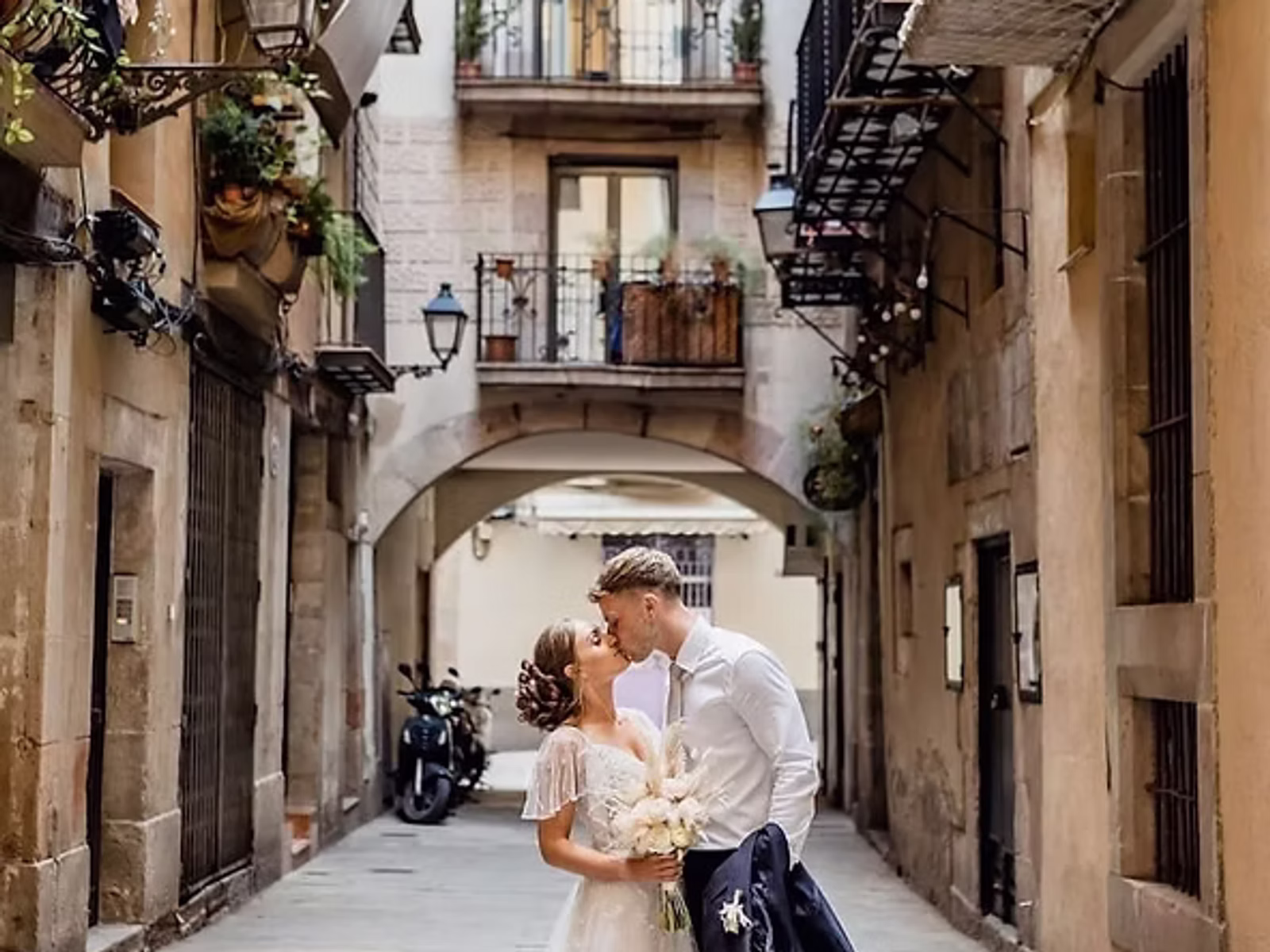 Weekday Wedding in Barcelona