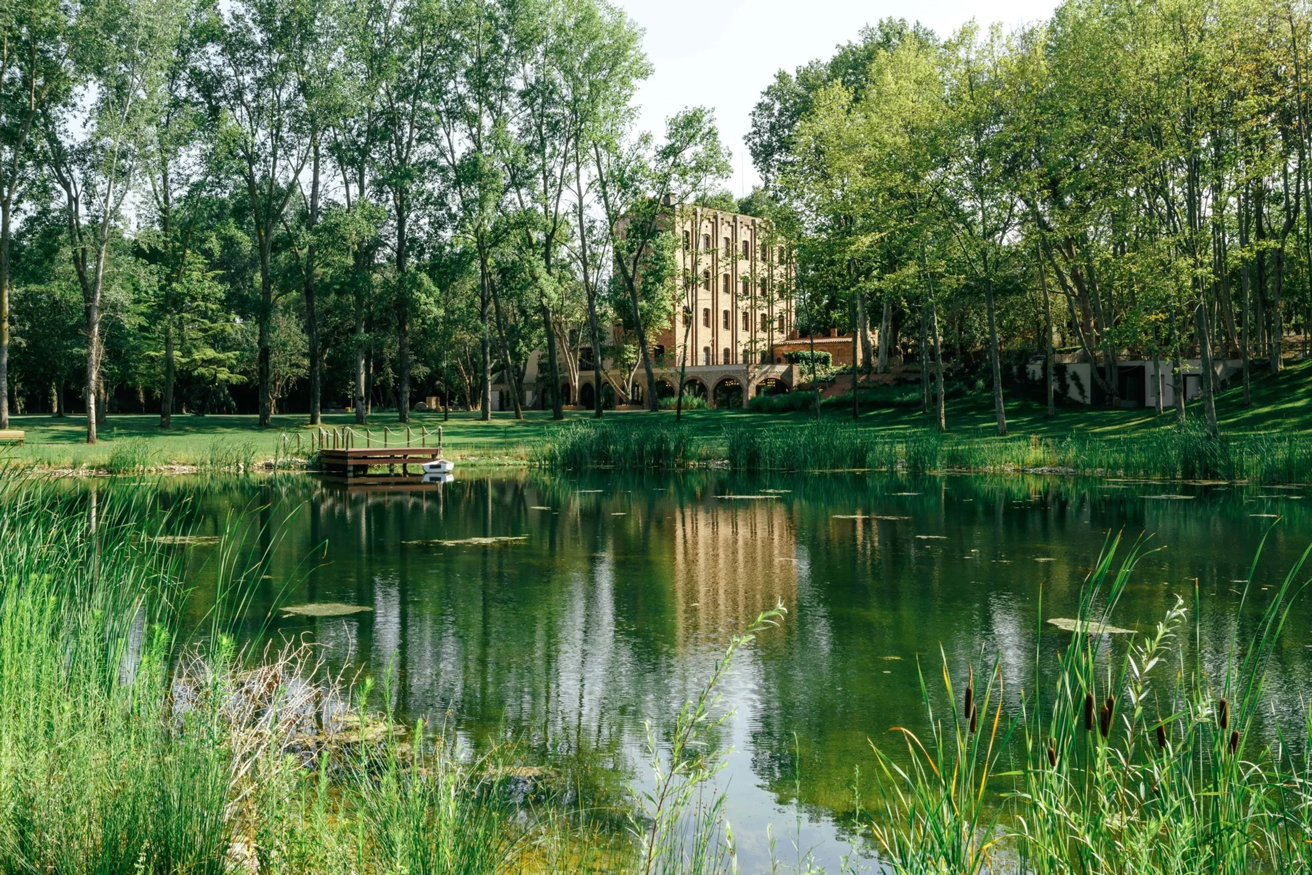Luxury Wedding Venues in Barcelona : La Farinera Sant Lluís