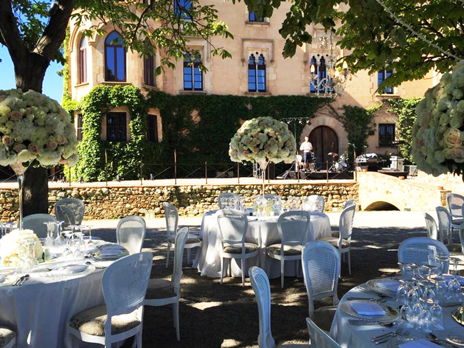 Enchanting Castell de Sant Marçal luxury wedding venue in Catalonia, Spain